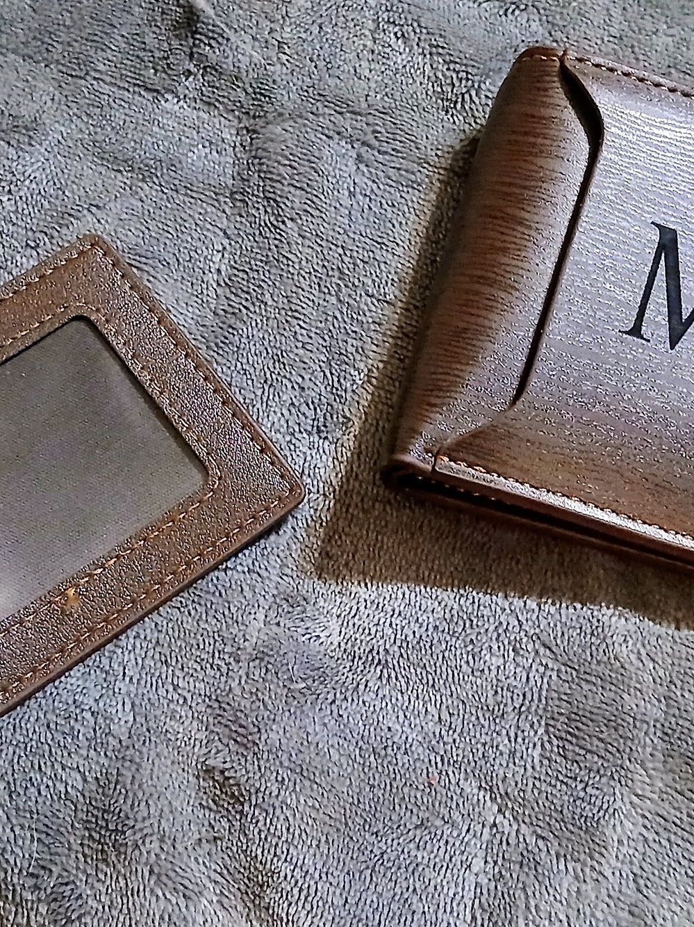 Men's Brown "Mark" Engraved Bense Bifold Wallet NEW
